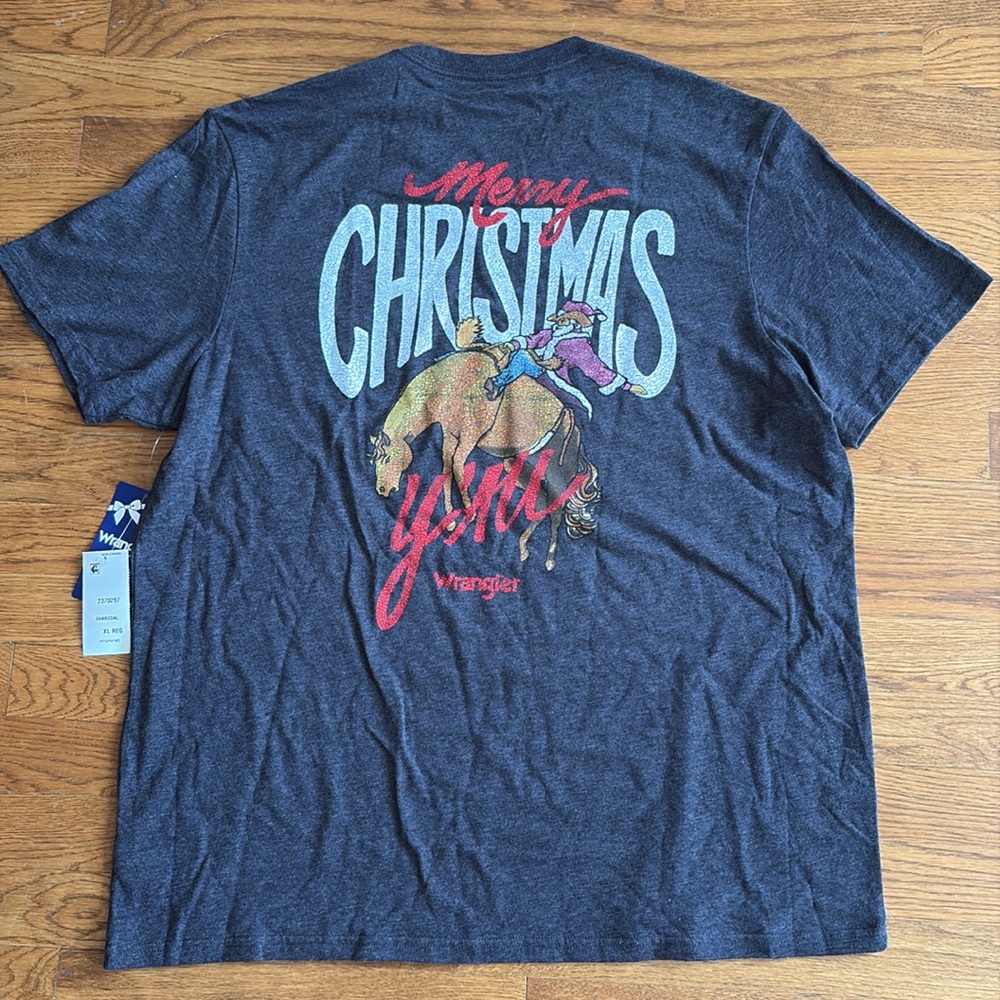 NWT Merry Christmas Yall Wrangler Tshirt